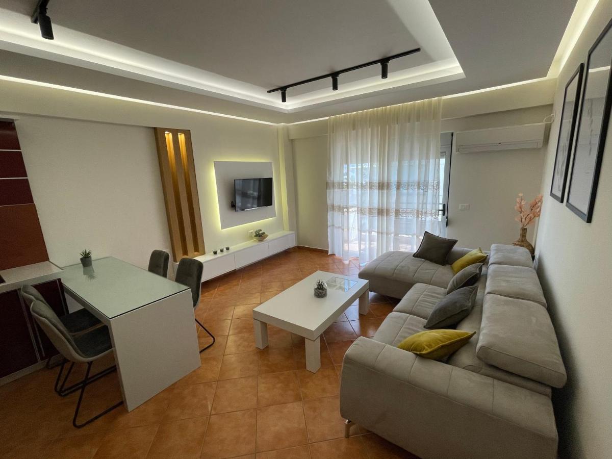 Saranda Central Apartment Buitenkant foto
